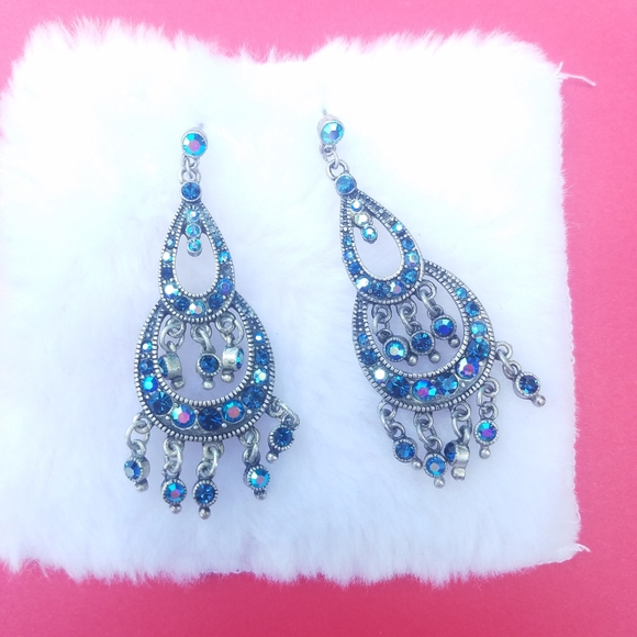 Jewelry - Chandelier Earrings